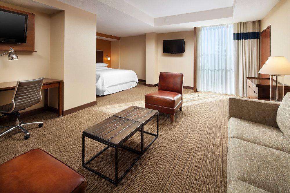 โฟร์ พอยต์ บาย เชอราตัน ซาน โจเซ แอร์พอร์ต Hotel ซานโฮเซ ภายนอก รูปภาพ
